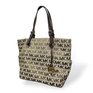 NWOT Michael Kors Women’s Signature Tote Bag Purse All Over Print Beige Gold